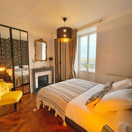 Center Macon Charmant Appartement Avec Vue Sur La Saone Ngoại thất bức ảnh